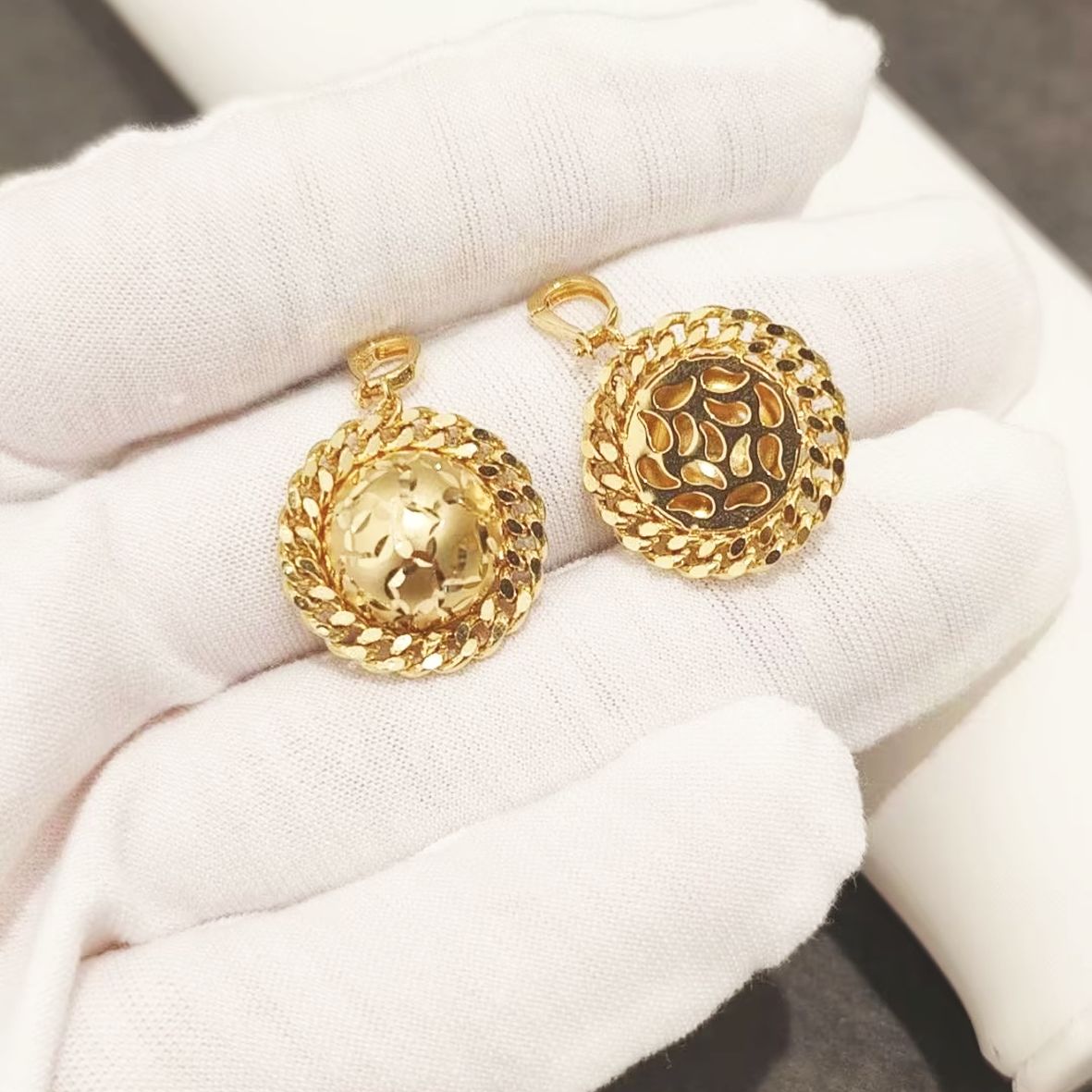 Half Dome Pendant with Side Pendant - 18K Gold